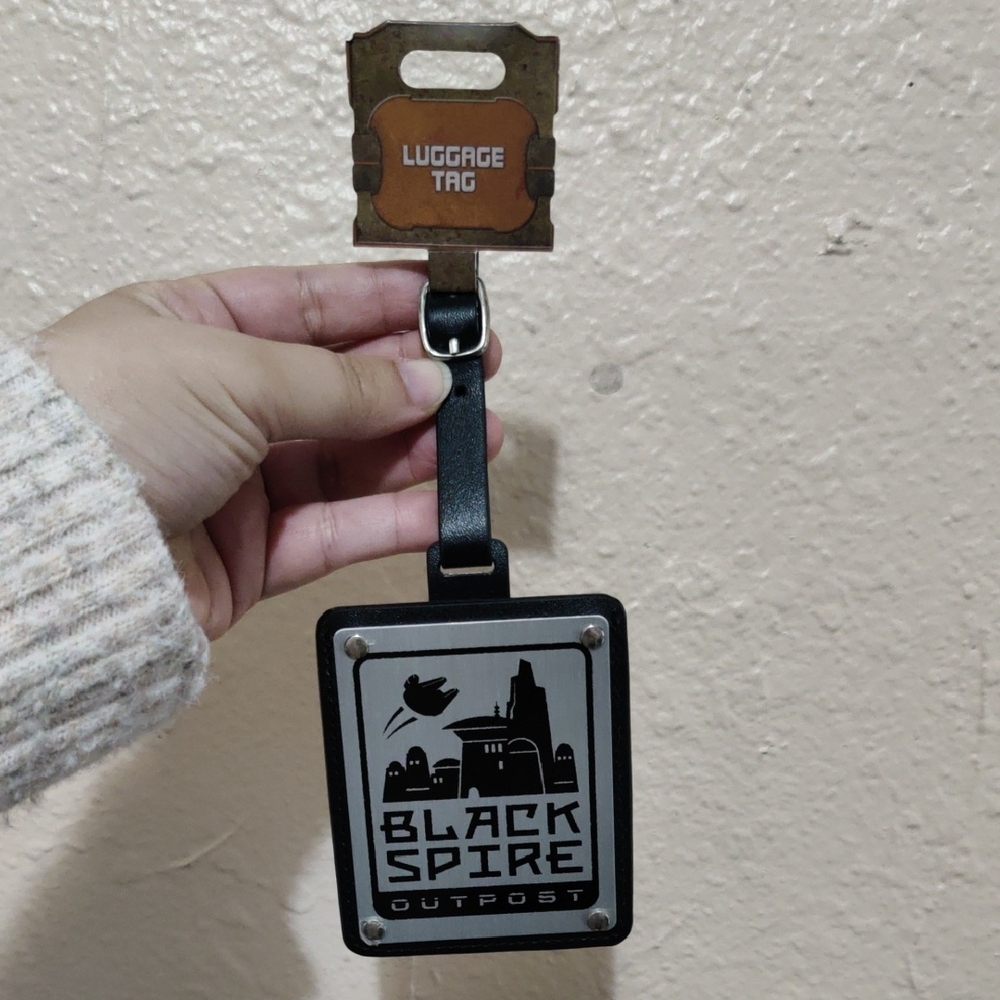 Disney World Star Wars Black Spire Outpost Luggage Tag